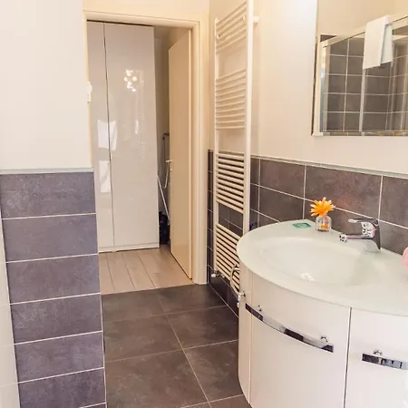 Apartment Lugana Lovers - Italian Homing